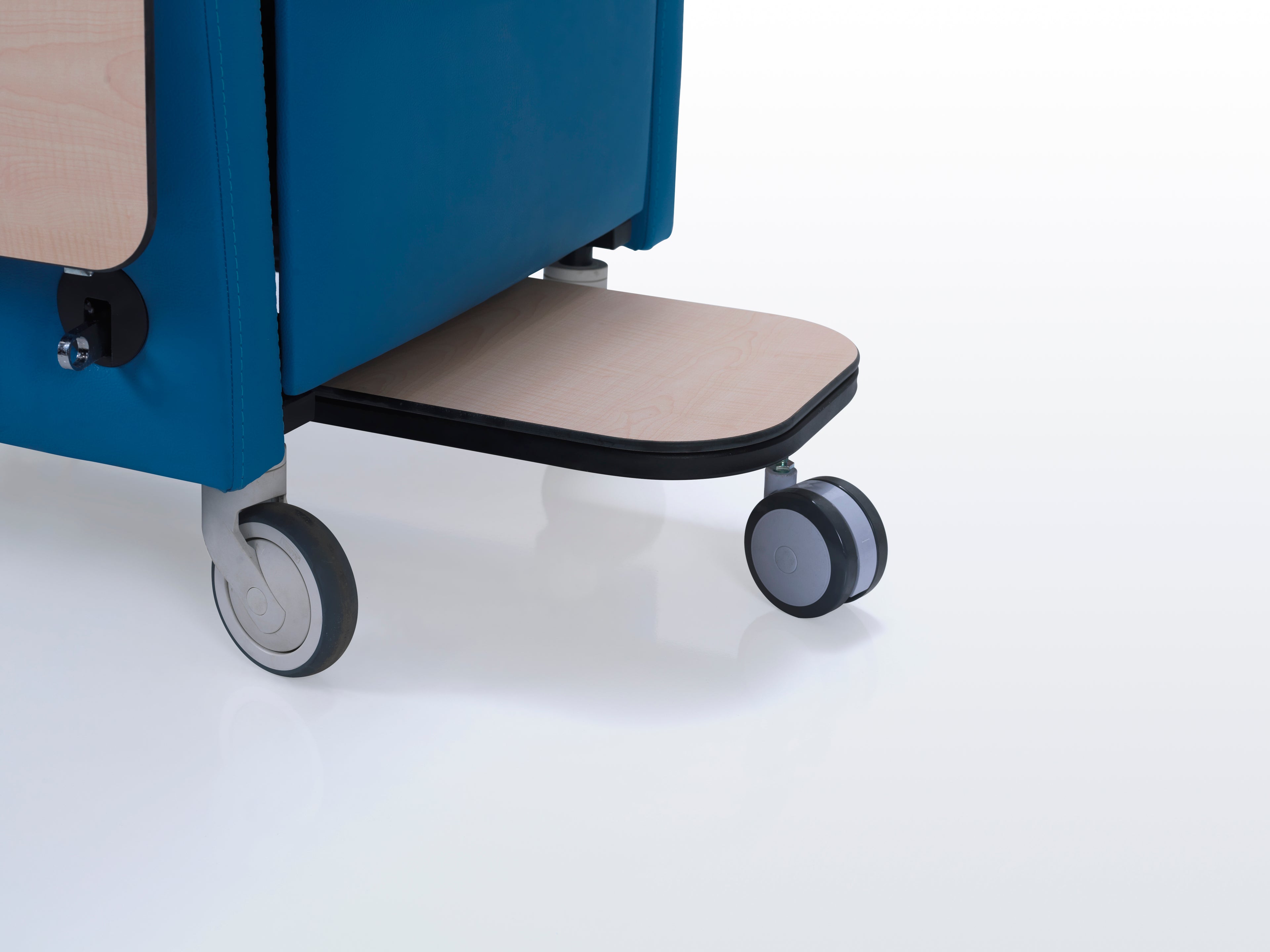 AURA 911 Recliner Chair