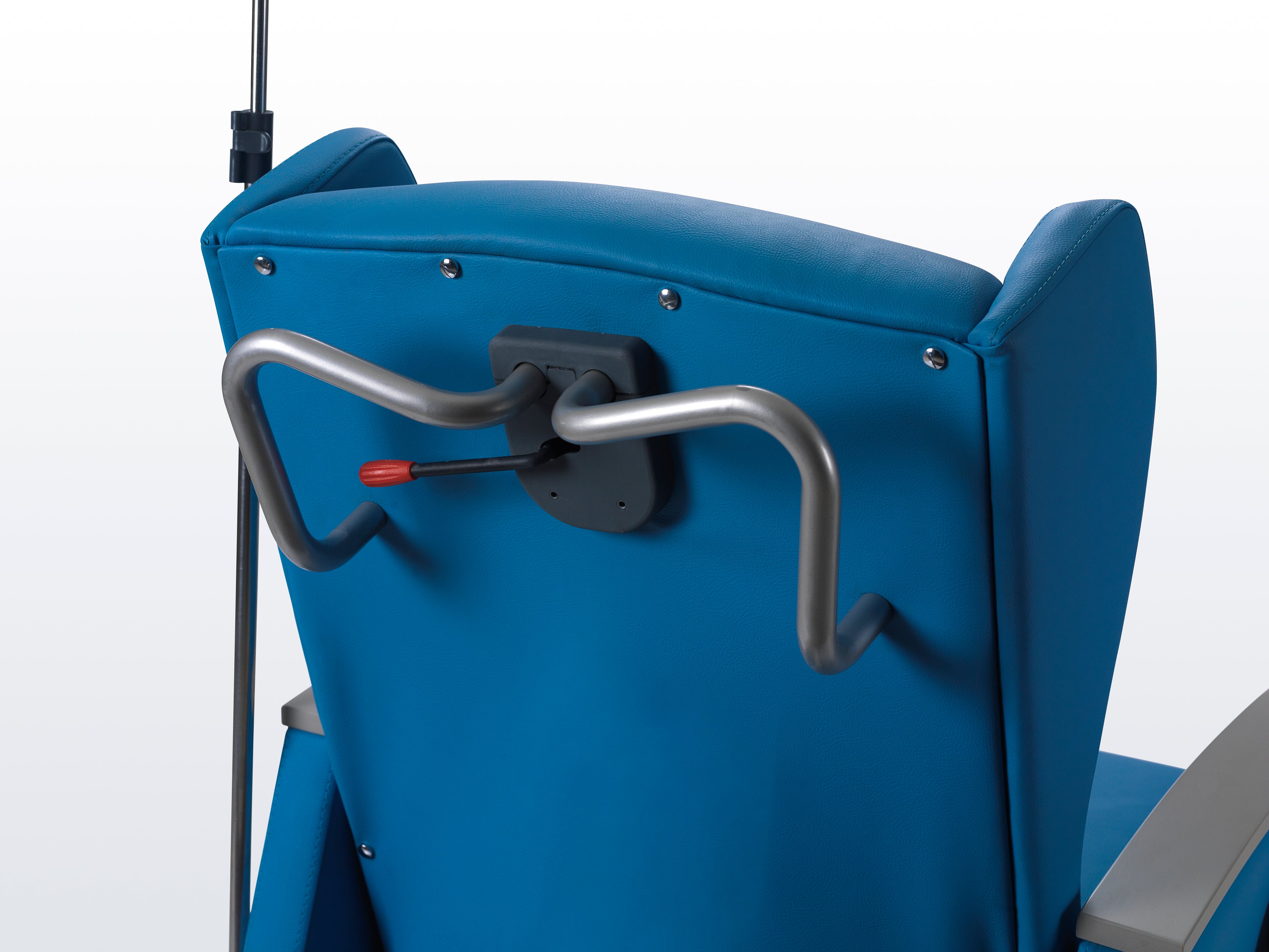 AURA 911 Recliner Chair