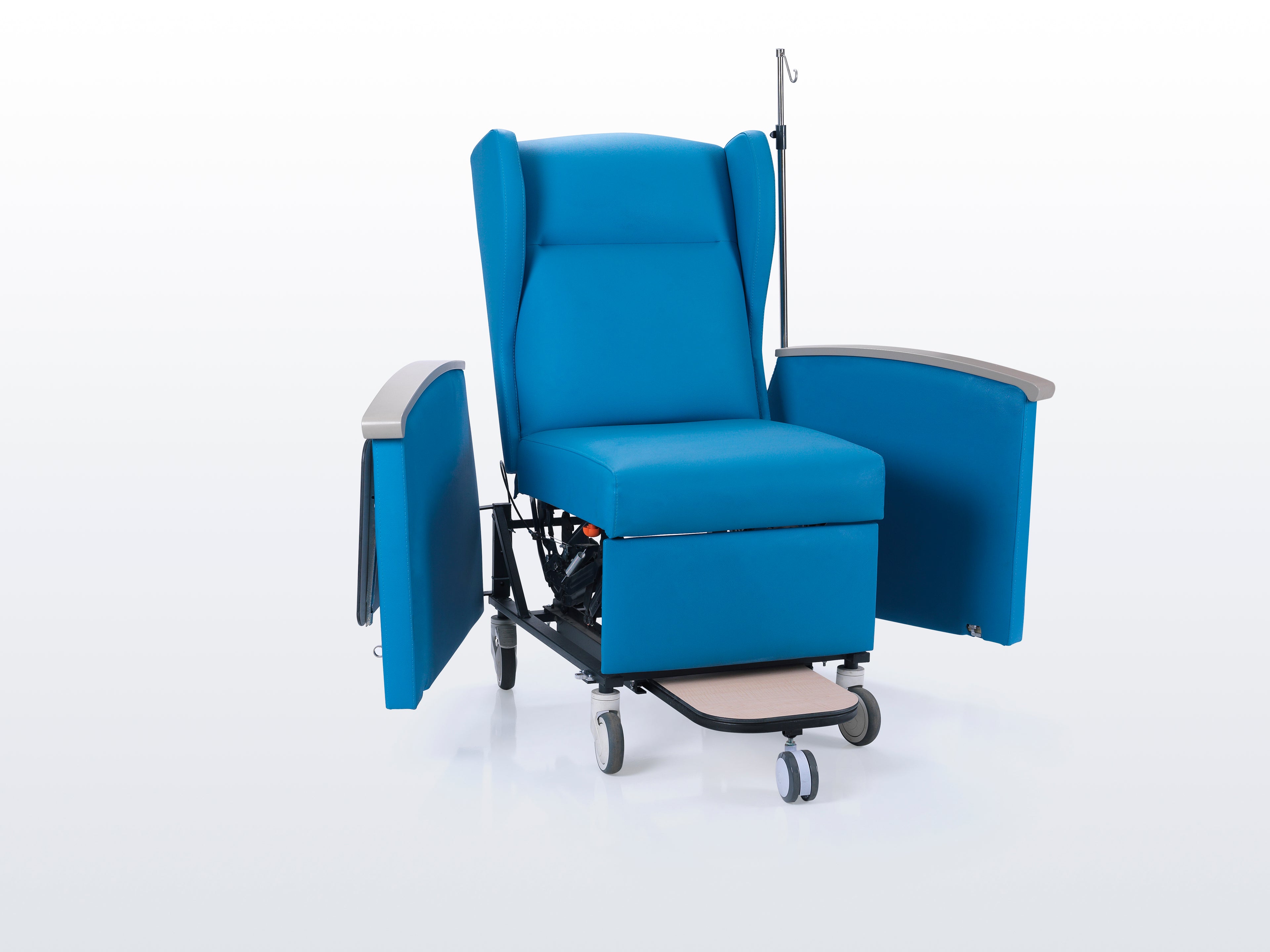 AURA 911 Recliner Chair